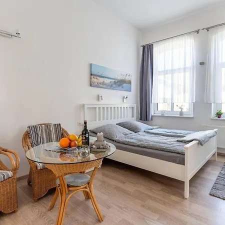 Villa-seiler-in-binz-1-raum-ferienwohnung-nr-6-toplage-wenige-schritte-zum-strand *